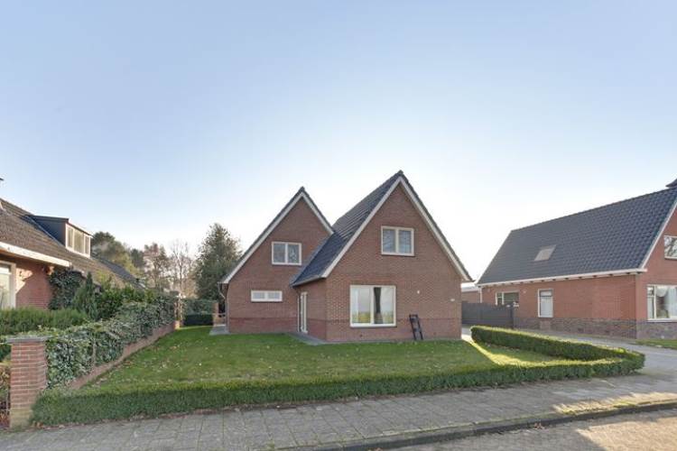 Woning Kanaal B ZZ 201 Emmer-Compascuum