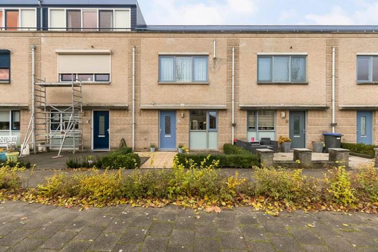 Woning Topaaslaan 12 Rhoon