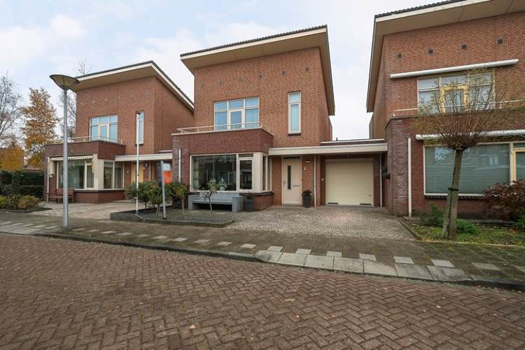 Woning Monnikweide 4 Hellevoetsluis