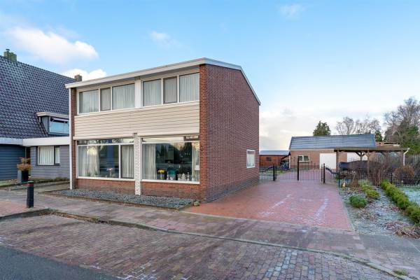 Woning Weerdingerkanaal NZ 243 Nieuw-Weerdinge