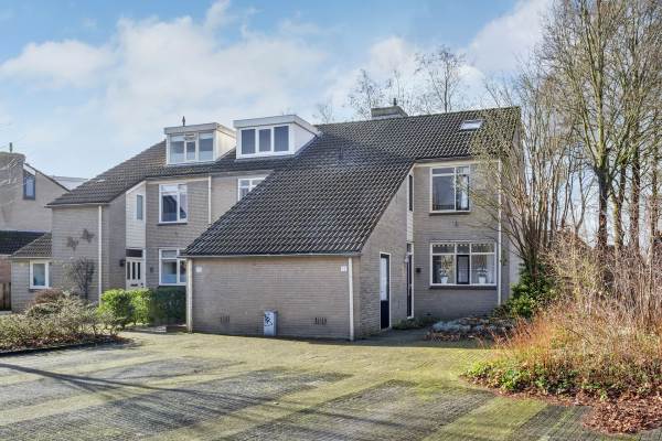 Woning Ostadehof 12 Nijkerk