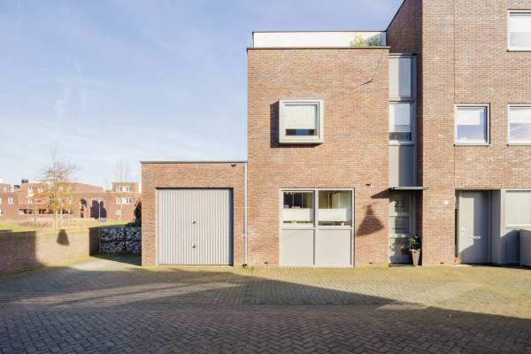 Woning De Terpen 23 Waalwijk