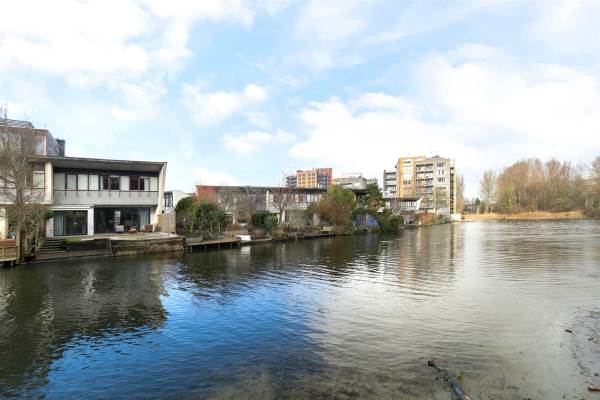 Woning Bastenakenstraat 142 Amsterdam