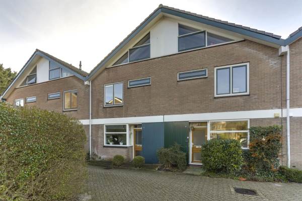 Woning Scharlakenbes 7 Leiden