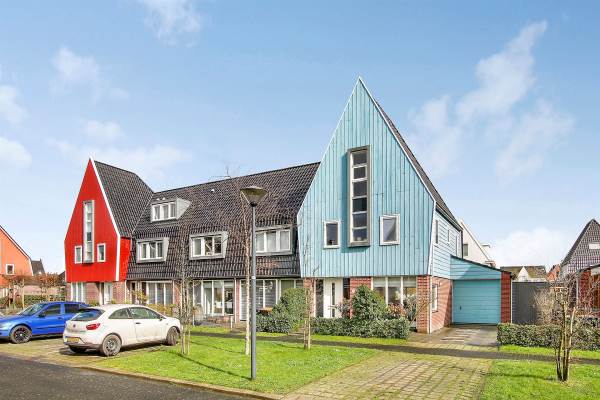 Woning Waarschap 47 Zwaag