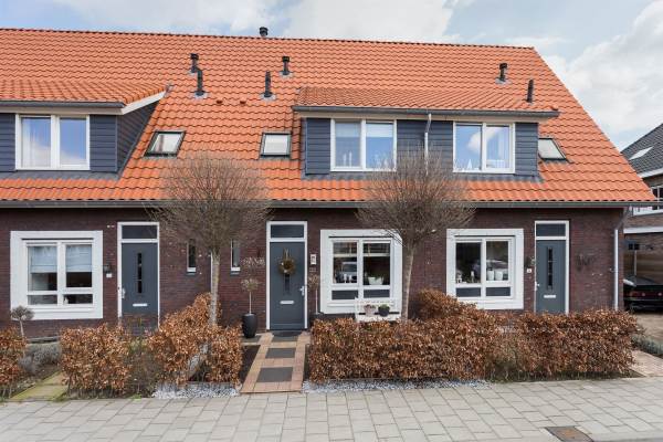 Woning Dominee J T Doornenbalstraat 22 Kesteren