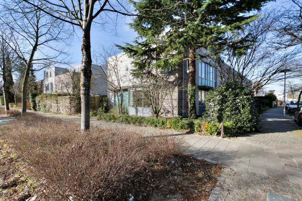 Woning Aartsbisschop Romerostraat 580 Utrecht