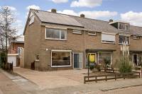 Woning van Duyvenvoordeweg 8 Heenvliet