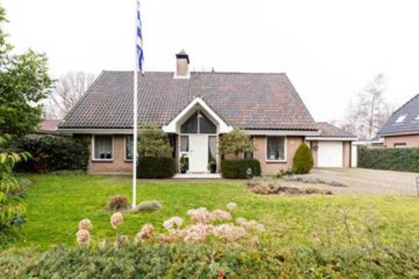 Woning Sportveldweg 37 Nieuw-Vennep