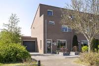 Woning Ds. Hugenholtzstraat 22 Nijkerkerveen
