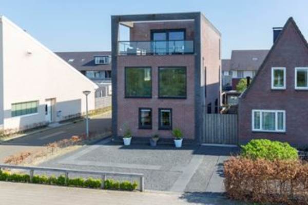 Woning Achtknoop 49 Almere