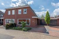 Woning Ambachtsherenweg 8 Nieuw-Beijerland