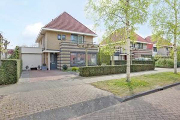 Woning Zwanebloem 7 Limmen