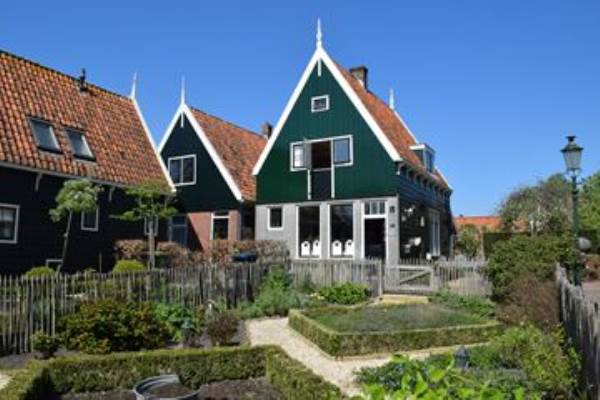 Woning Lievelandsbuurt 16 De Rijp