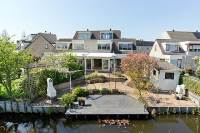 Woning Waardenburg 129 Hillegom