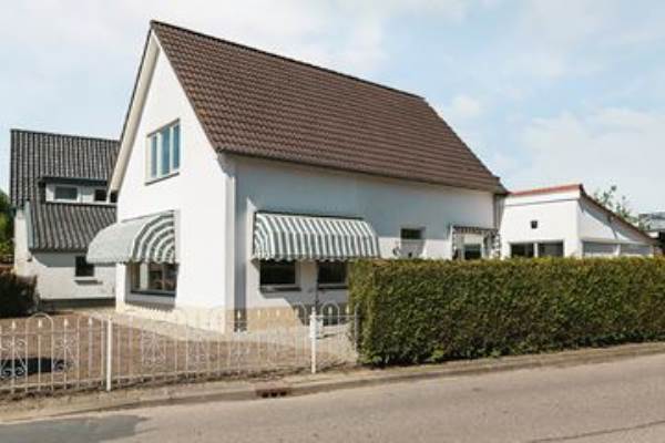 Woning Prins Bernhardstraat 2 Randwijk