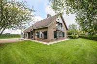 Woning Leidsemeerstraat 10 Buitenkaag