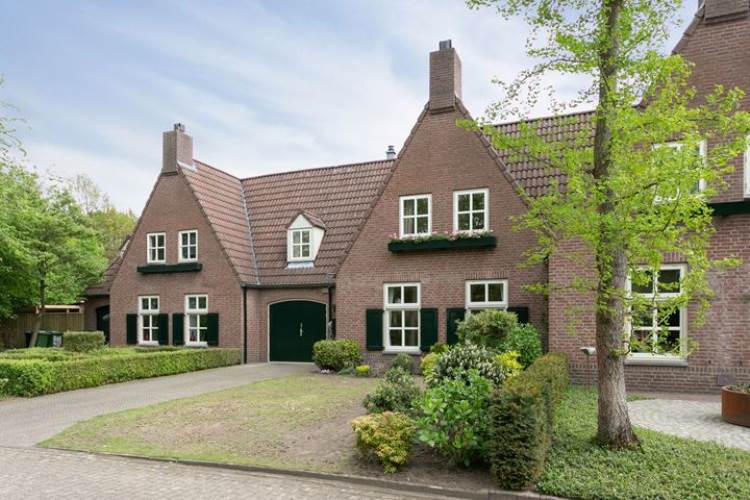Woning Bosbes 11 Helmond