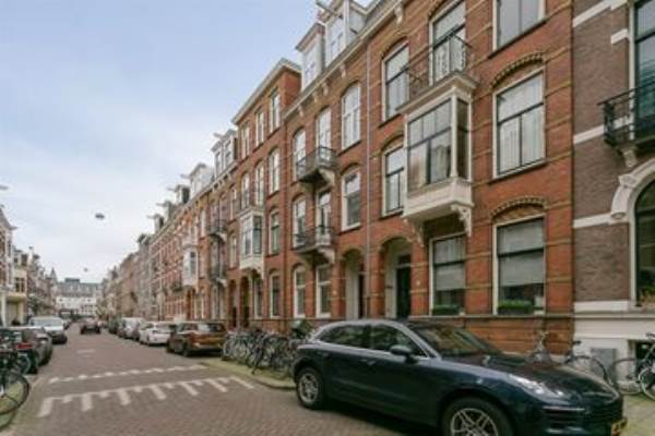 Woning Van Eeghenstraat 47-II Amsterdam