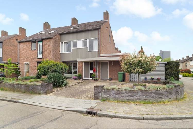 Woning Kasteel Aerwinckelstraat 24 Roermond