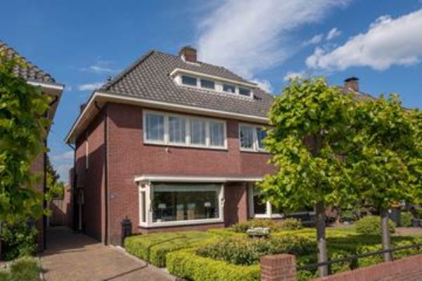 Woning Mr. P.J. Troelstrastraat 23 Hengelo (OV)