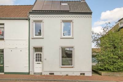 Woning Spoorstraat 52 Geleen