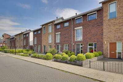 Woning Vuursteen 72 Heemskerk