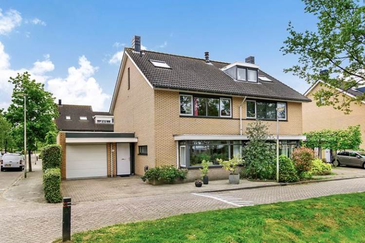 Woning Kleiwarenlaan 1 Leiderdorp
