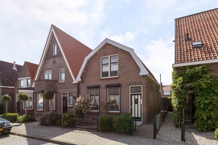 Woning Prins Bernhardstraat 32 Oud-Beijerland