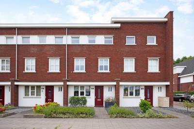 Woning Johannes van Dreghtstraat 28 Rijen