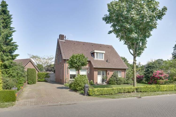 Woning Helenaveenseweg 4 Grashoek