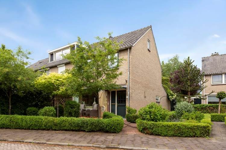 Woning Amalia van Solmslaan 5 Leusden
