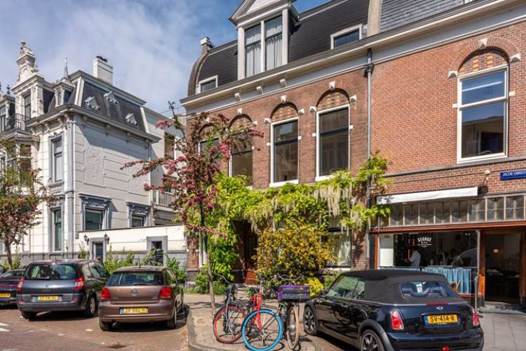 Woning Jacob Obrechtstraat 7 Amsterdam