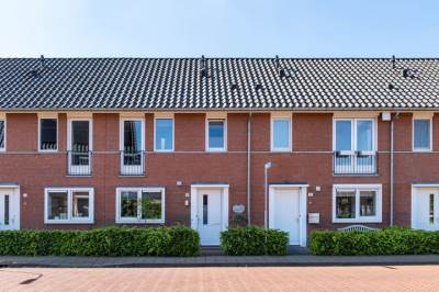 Woning Spiegelklokje 9 Brummen
