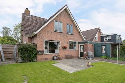Woning De Voorzoom 66 Buitenpost