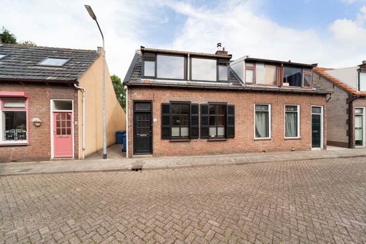 Woning Prins Hendrikstraat 8 Ooltgensplaat