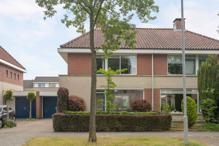 Woning Alexander Dubcekweg 44 Assen