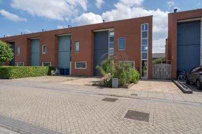 Woning Henry Moorestraat 20 Almere