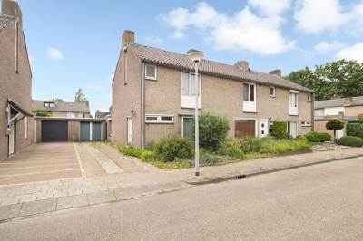 Woning Ernst Casimirstraat 34 Weert