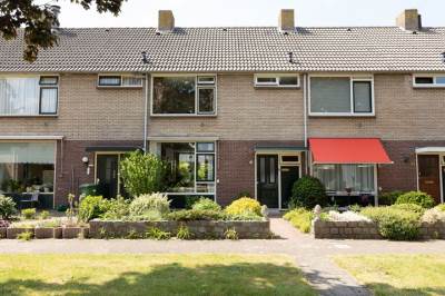 Woning Jhr. van Sypesteynlaan 30 Loosdrecht