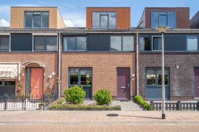 Woning Maasdam-akker 14 Barendrecht