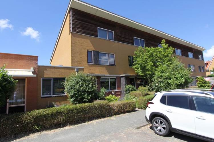 Woning Sandestein 11 Nieuw-Vennep