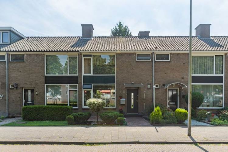 Woning Joost van den Vondellaan 8 Uithoorn