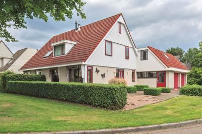 Woning De Buizerd 23 Surhuisterveen