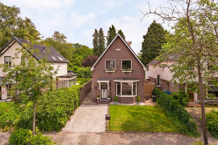 Woning Graaf Van Lijndenlaan 28 Apeldoorn