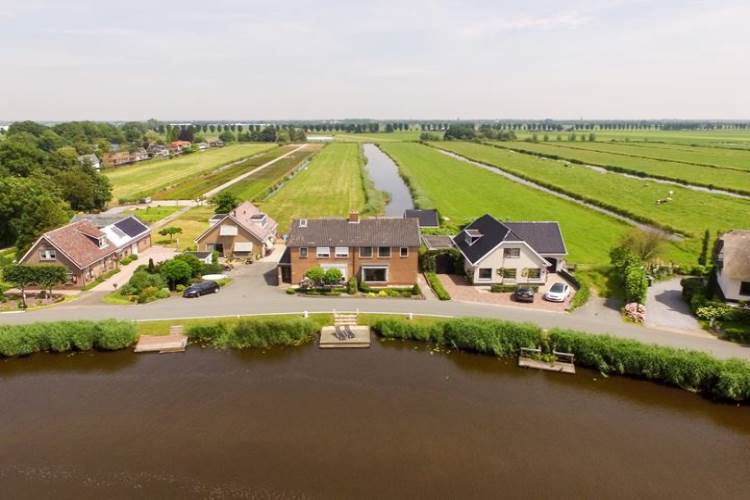 Woning de Hoef Oostzijde 110 de Hoef