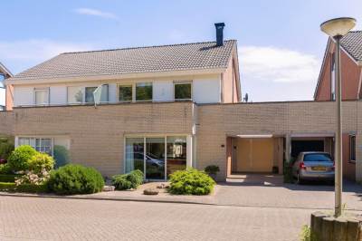 Woning Piet Heinstraat 220 Hengelo (OV)