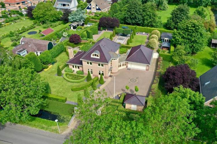 Woning Dorpsstraat 11 Zwaag