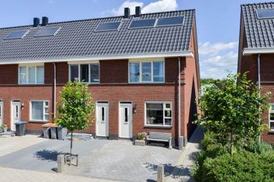 Woning Pastoor C. Vasselaan 23 De Kwakel