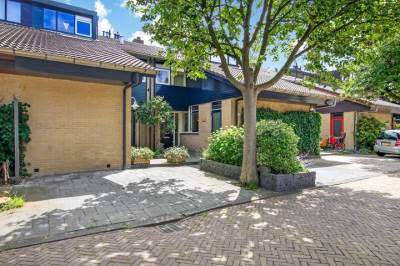 Woning Vuurbloem 11 Leiden